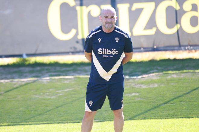 Paco López, en un entrenamiento (Foto: Cristo García).