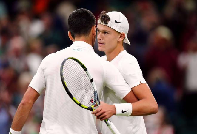 Novak Djokovic y Holger Rune en Wimbledon (Cordon Press)