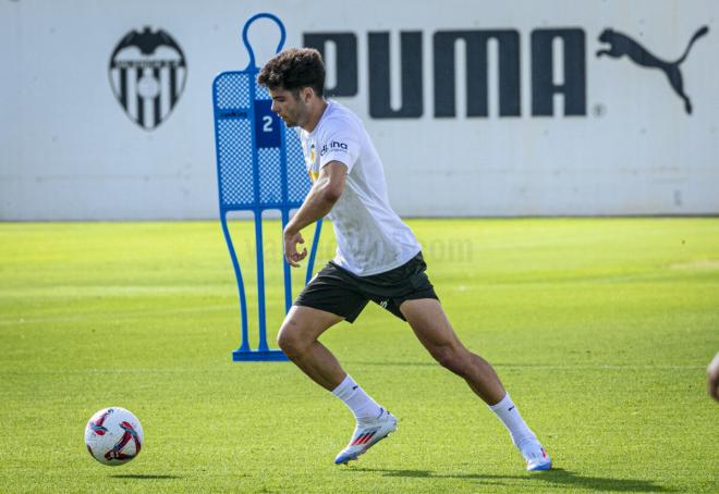 Fran Pérez, en pretemporada (Foto: Valencia CF).