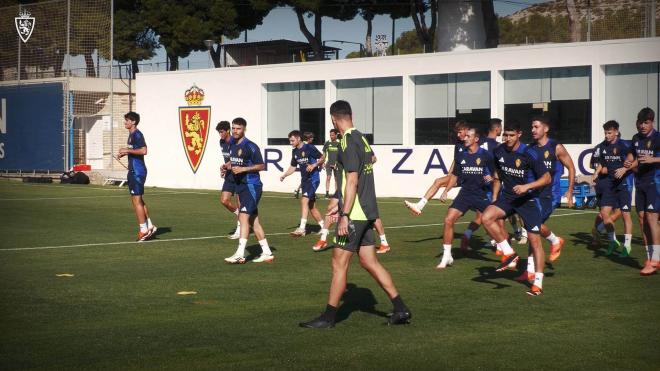 Entrenamiento del Real Zaragoza en la ciudad deportiva durante la pretemporada (Foto: Real Zaragoza).