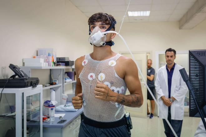 Kevin Medina, en las pruebas médicas previas a la pretemporada. (MCF)