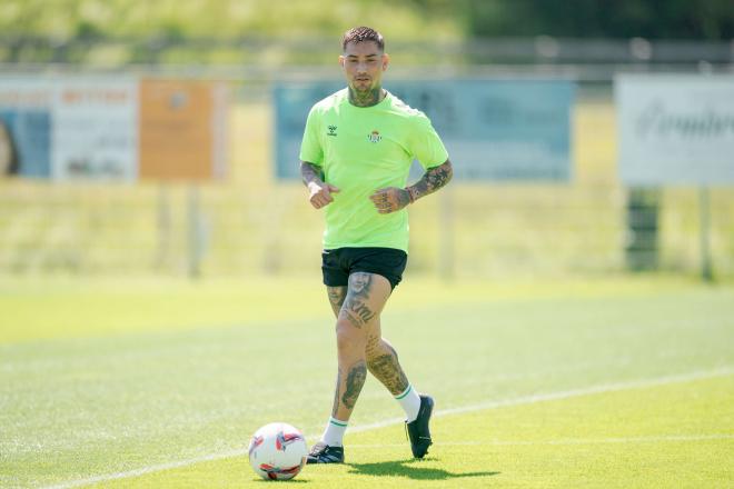 Chimy Ávila, entrenando en Austria (Foto: Real Betis)