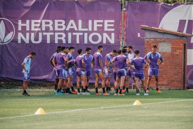 Primer entrenamiento de la plantilla 2024/2025 (Foto: Sara Cabezas).