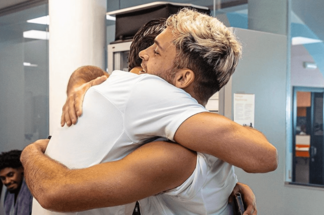 El abrazo entre Hugo Duro y Rafa Mir.