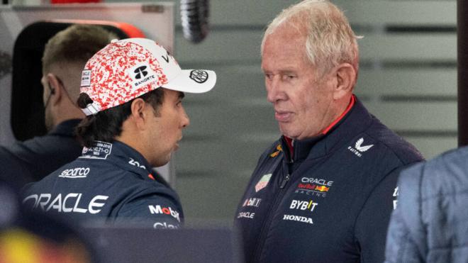 Helmut Marko y Checo Pérez (Foto: Cordon Press).