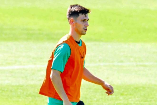 Imanol García de Albéniz entrena en Lezama en la pretemporada (Foto: Athletic Club).