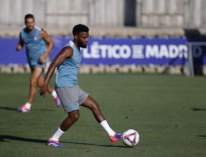 Thomas Lemar, en una sesión del Atlético (Foto: ATM).