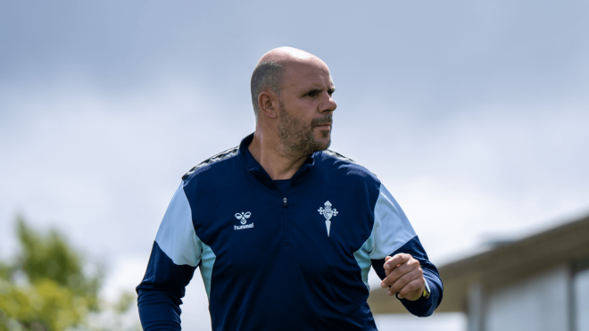 Fredi Álvarez, entrenador del Fortuna (Foto: RC Celta).