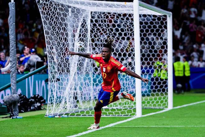 Nico Williams, tras marcar en la final de la Eurocopa de Alemania (Foto: RFEF).