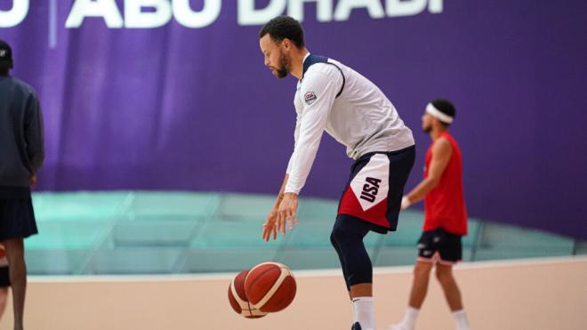 Stephen Curry, en el entrenamiento del 'Dream Team' (@usabasketball)