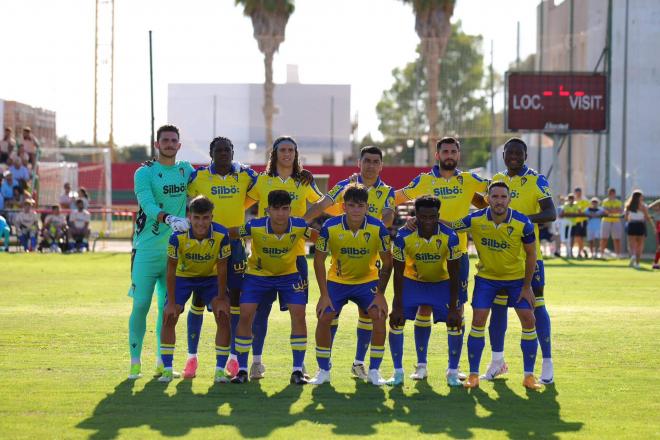 Primer once del Cádiz en pretemporada (Foto: CCF).