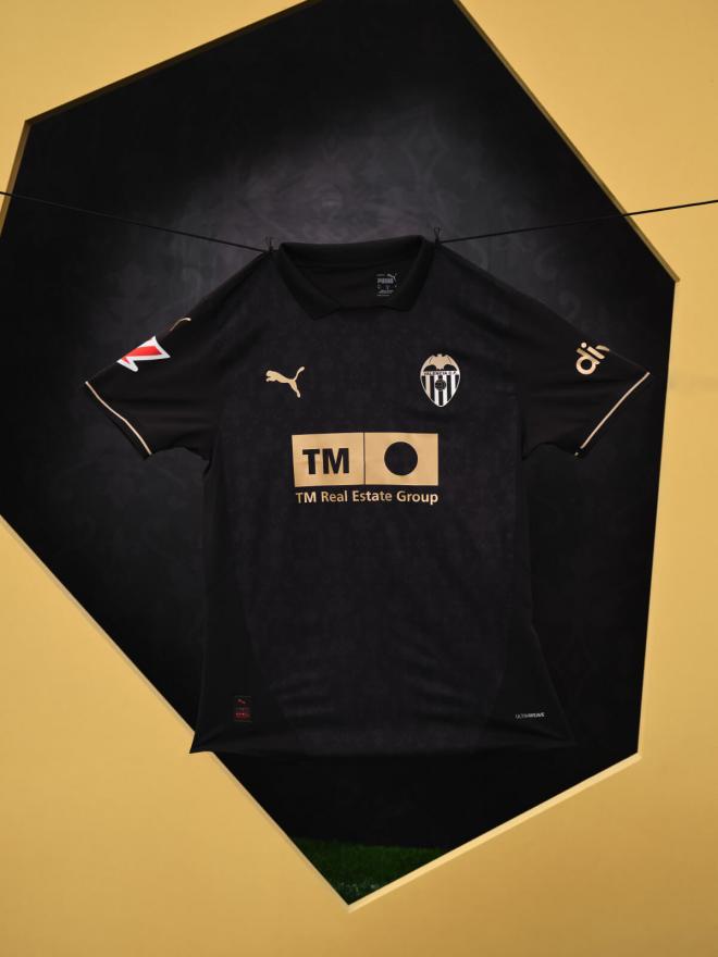 Segunda camiseta 2024/25 del Valencia CF (Foto: VCF).