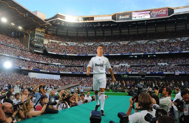 Cristiano Ronaldo en su presentación con el Real Madrid