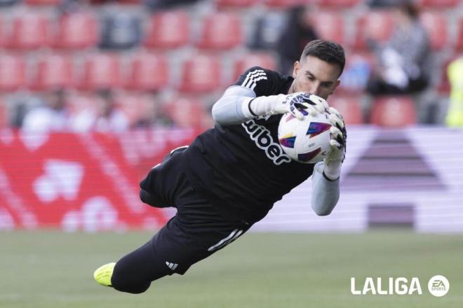 Marc Martínez, portero que gusta al Dépor, con el Granada (Foto: LALIGA).