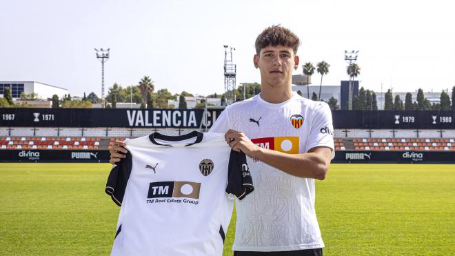 Rodrigo Abajas, nuevo jugador del VCF Mestalla (Foto: Valencia CF).