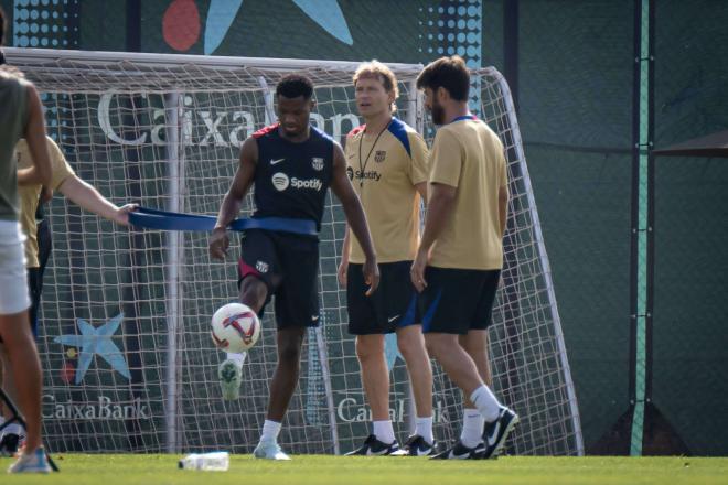 Ansu Fati, en un entrenamiento del Barça (FOTO: Cordón Press).