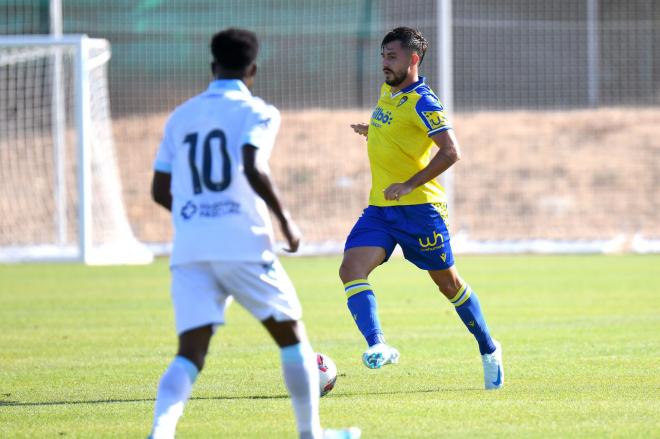 Chust, jugando contra el Mirandilla.