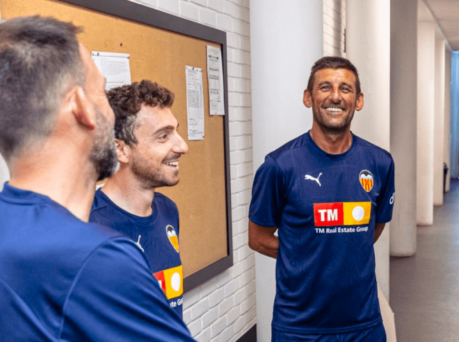 Angulo, entrenador del VCF Mestalla