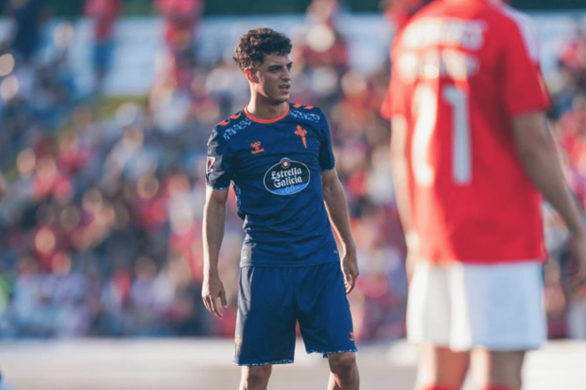 Hugo Álvarez ante el Benfica (Foto: Instagram).