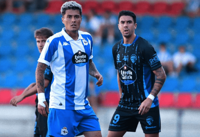 Hugo Rama, durante el Ourense - Dépor (Foto: Deportivo).