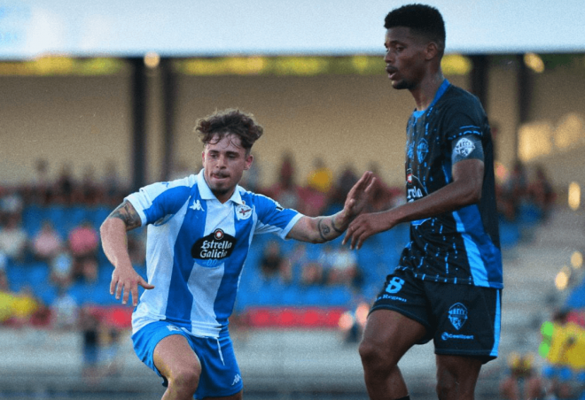 Mario Soriano, durante el Ourense - Dépor (Foto: RCD).