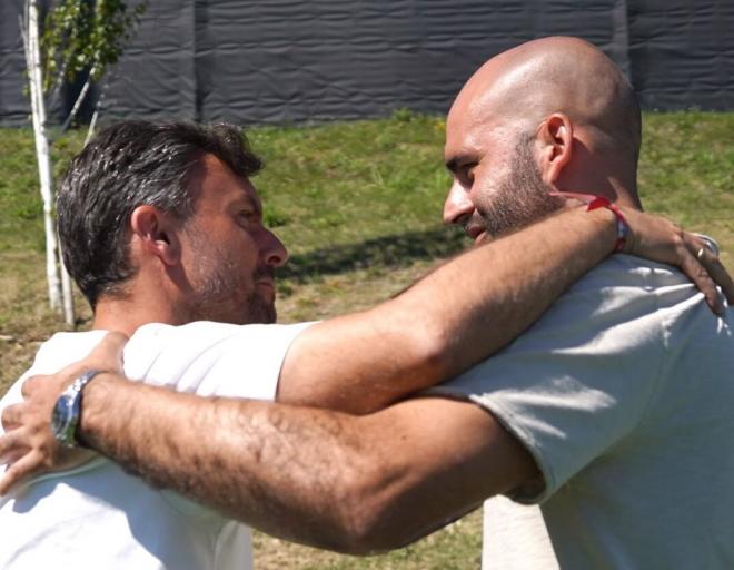 Rubén Albés saluda a Claudio Giráldez (Foto: RC Celta).