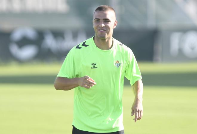 Pablo García, en el entrenamiento del Betis (Foto: Kiko Hurtado)