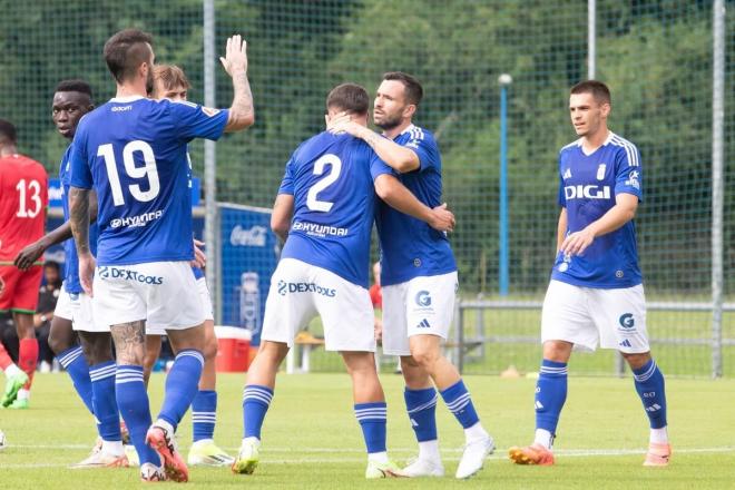 Gol de Sebas Moyano en el amistoso ante Omán (Foto: Real Oviedo).