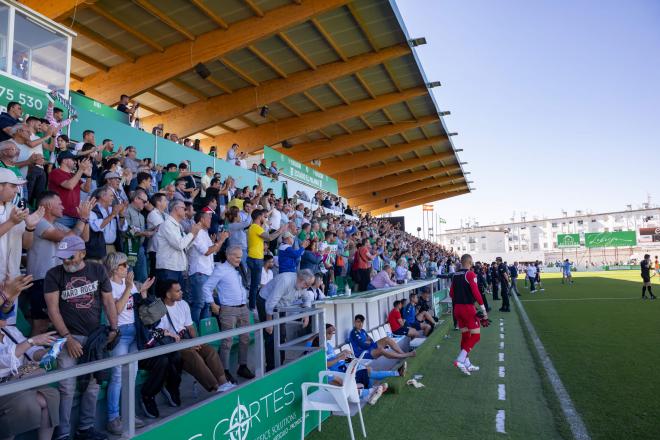 Gradas del estadio de El Palmar.