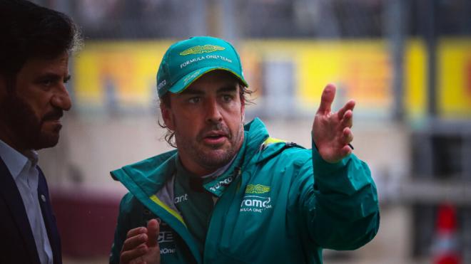 Fernando Alonso, durante el Gran Premio de Hungría (Foto: Cordon Press).