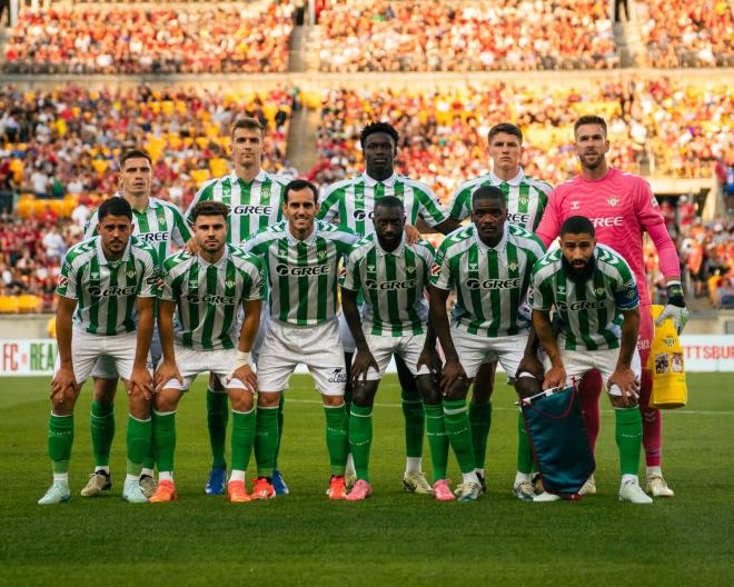 El once del Betis contra el Liverpool (Foto: RBB)