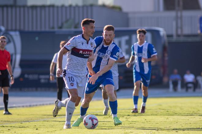 Pablo Martínez sirvió el saque de esquina del empate de Bouldini (Foto: LUD).