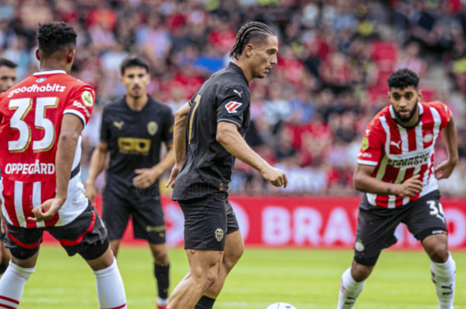 Sergi Canós ante el PSV