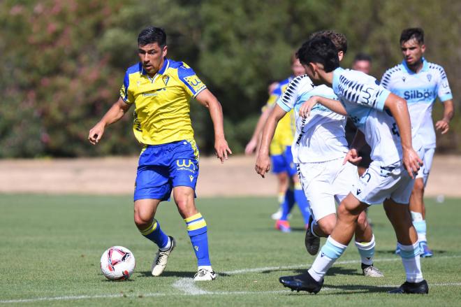 Alarcón, durante la presente pretemporada (Foto: Cádiz CF).