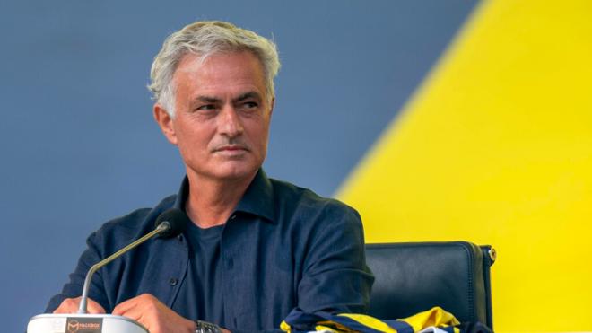 José Mourinho, entrenador del Fenerbahce