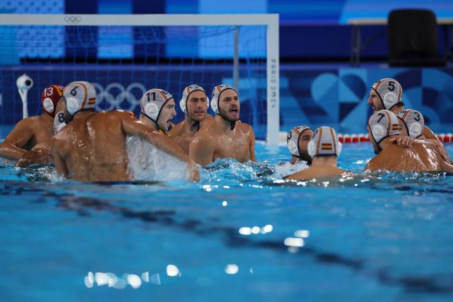 Los jugadores españoles, ante Hungría en París 2024 (Foto: EFE).