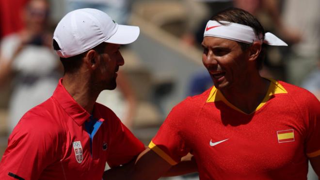 Rafa Nadal y Novak Djokovic antes de su partido en París (Cordon Press)