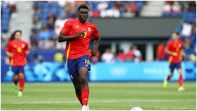 Samu Omorodion, con la camiseta de España en los Juegos Olímpicos (foto: Cordon Press).