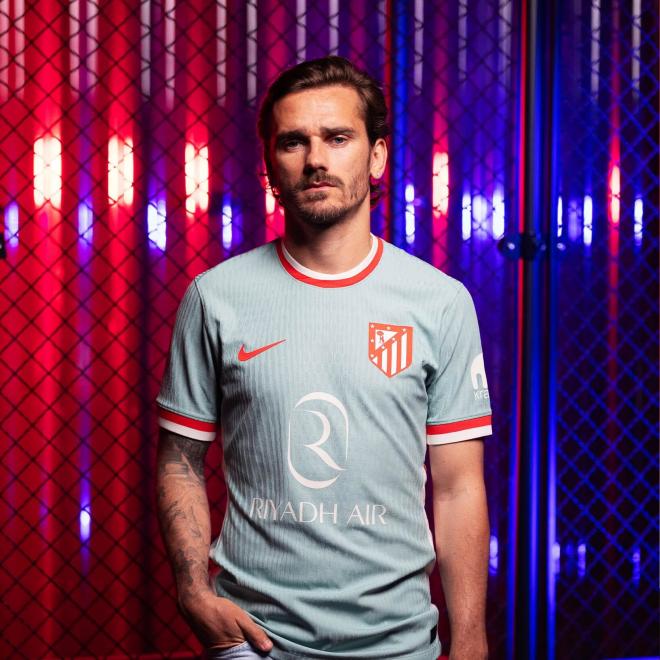 Antoine Griezmann, con la segunda camiseta del Atlético de Madrid (Foto: ATM).