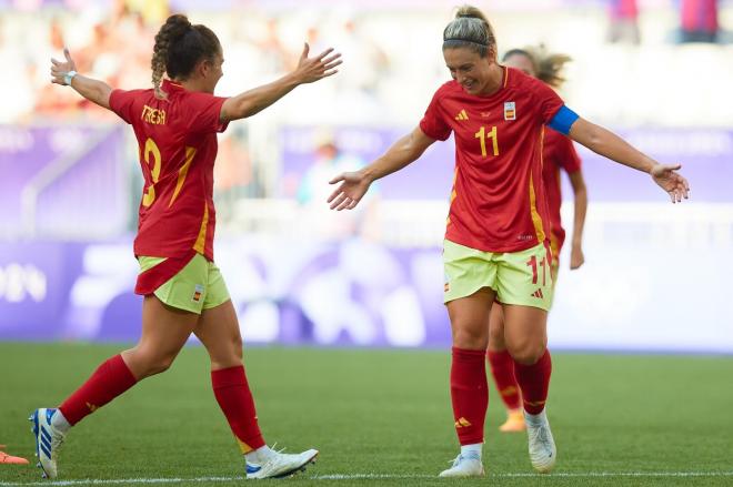 Alexia Putellas celebra el 0-2 de España ante Brasil (Foto: SeFutbol).