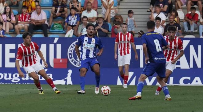 Lance del amistoso entre la Ponferradina y el Sporting (Foto: Ponferradina).