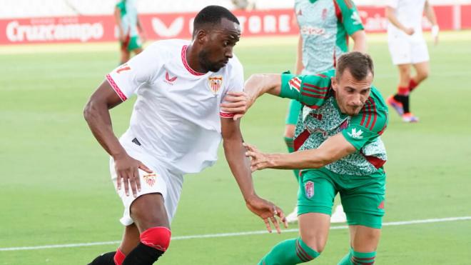 Lukebakio, jugador del Sevilla, ante el Granada (Foto: SFC).