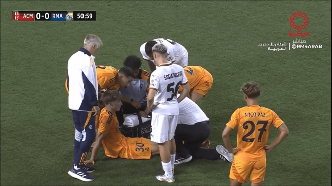 César Palacios, lesionado en su debut con el Real Madrid.