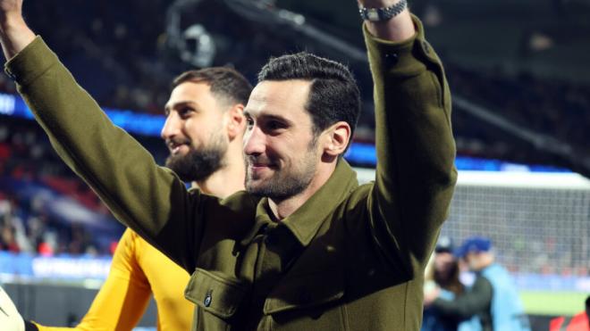 Sergio Rico durante el homenaje del PSG (Cordon Press)