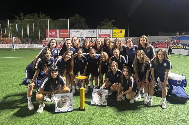 El Femenino B, campeonas del COTIF y el doble reconocimiento a Tania Sánchez (Foto: LUD).