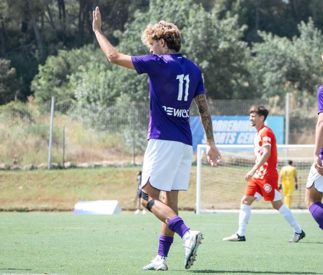 César Gelabert celebra su gol ante el Girona en el amistoso que disputó el pasado miércoles con el equipo francés. (Foto: Toulouse)