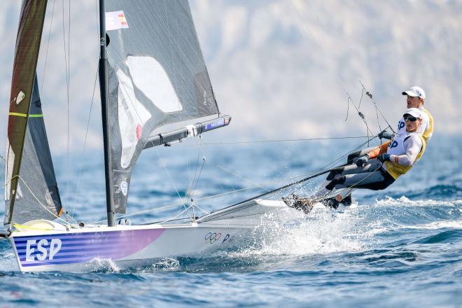 Florian Trittel y Diego Botín, en el 49er de París 2024 (Foto: Cordon Press).