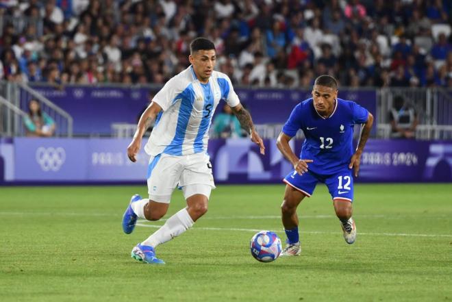 Francia-Argentina de fútbol masculino en París 2024.