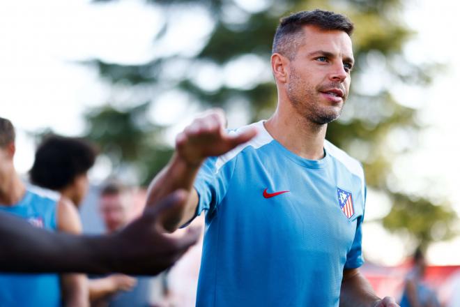 César Azpilicueta, en una sesión del Atlético (Foto: ATM).