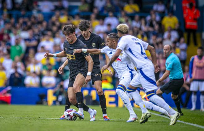 Jesús Vázquez, ante el Leeds (Foto: Valencia CF).